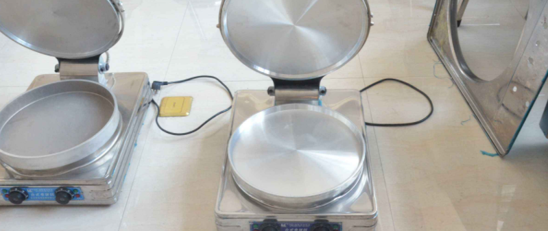 电饼铛披萨盖子要盖上吗