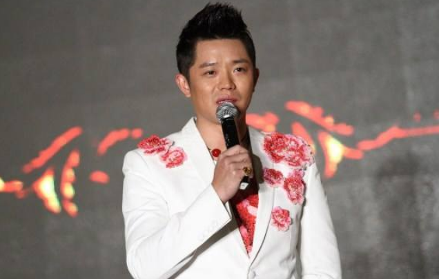 凤凰男爵什么梗