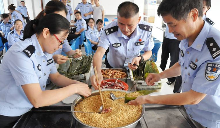 公安局过节发东西吗