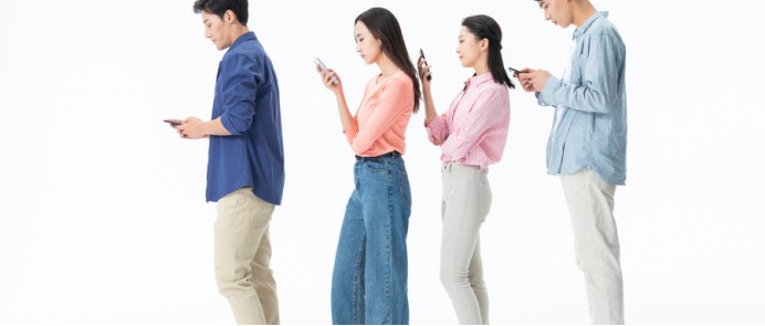 小辈亭相聚，只因有高堂，下句是什么