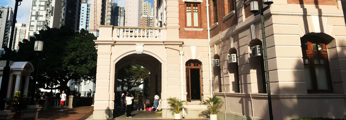 美国前多少的学校与港大知名度差不多