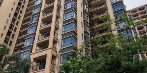如果在深圳申请到安居房还可以入香港户口吗?