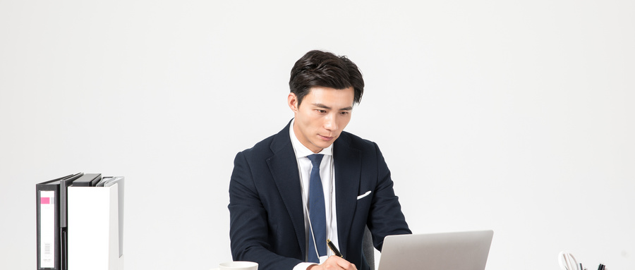 不假思索的意思，以及造句