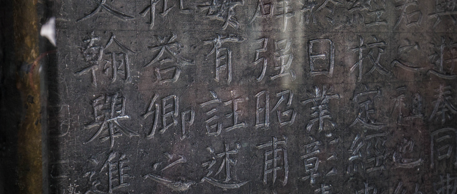 三国演义中的凤雏是谁？卧龙是谁？常胜将军又是谁