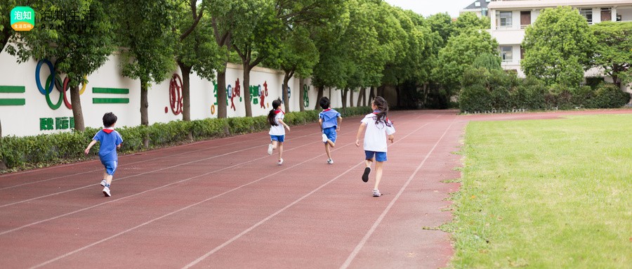 乡村小学考完了校长还有事吗?