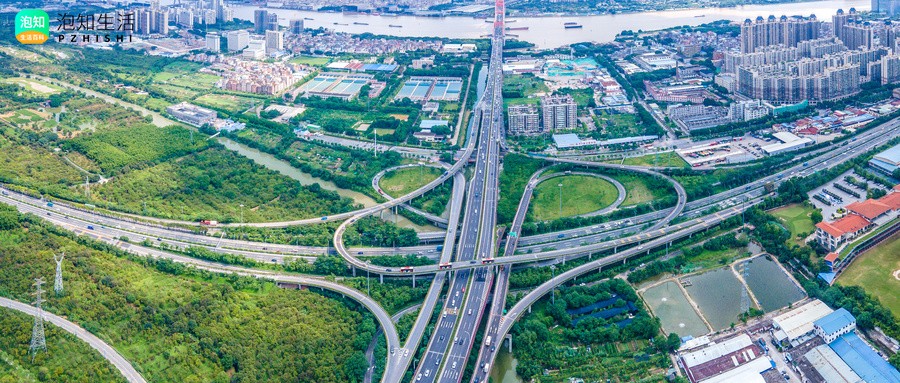 高速路岔道口压了导流但在12123上查不到
