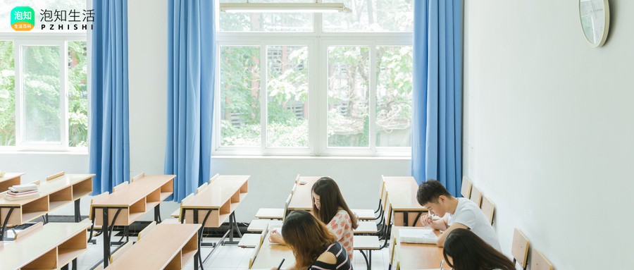 教师监考时忘记让学生在签到表签到怎么办