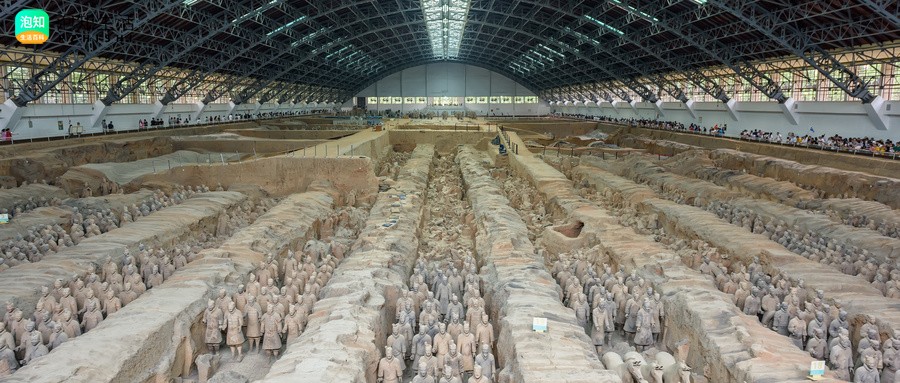 秦王嬴政于多少年建立了中国历史上第一个统一的封建王朝清朝