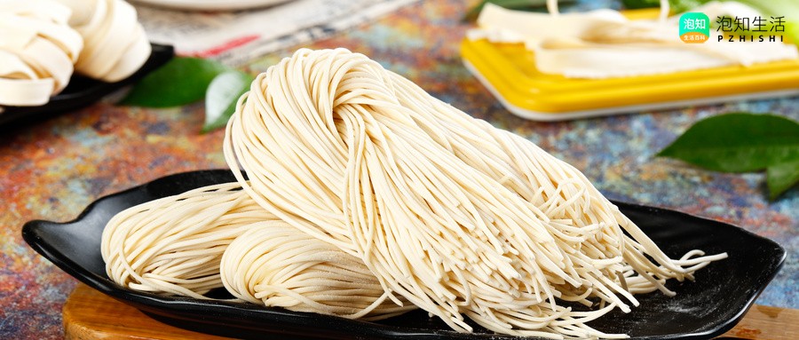制作炒面条里面加白棉是什么？