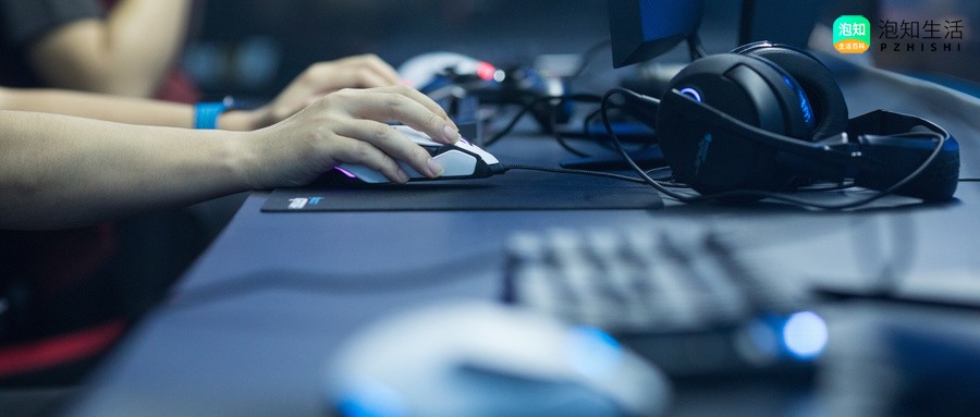 逆水寒老兵服给自己号发红包会被封吗？逆水寒怎么赠送时装