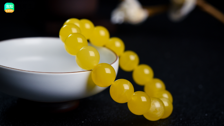 蜜蜡里的冰窝氧化后会变色吗
