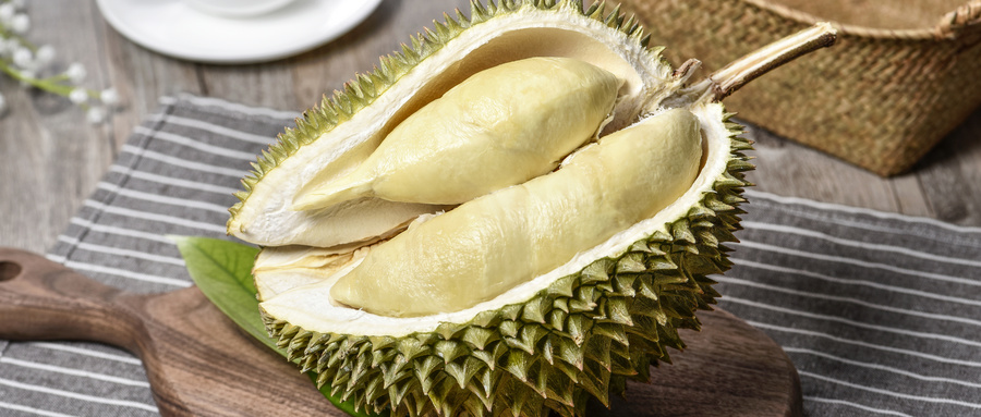 榴莲壳里面白色发黄了还可以煲汤吗？榴莲壳黄了一直不裂能吃吗